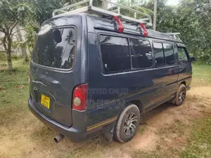 Hyundai H100 1999 Van (Used)
