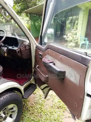 Toyota Hiace LH61V 1989 Van (Used)