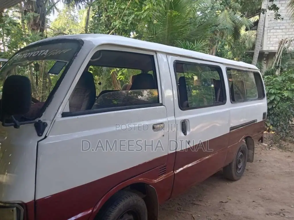 Toyota Lh30 1986 Van (Used)