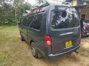 Hyundai H100 1999 Van (Used)