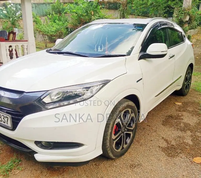 Honda Vezel 2014 SUV (Used)