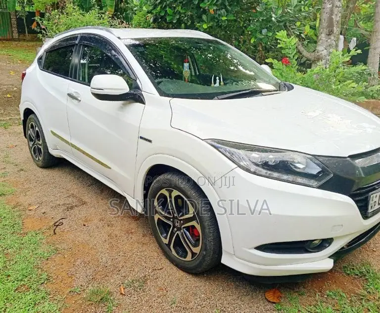 Honda Vezel 2014 SUV (Used)
