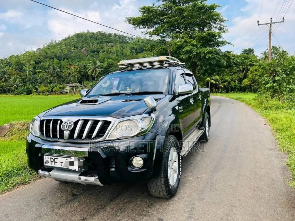 Toyota Hilux Cab 2006 Pickup (Used)