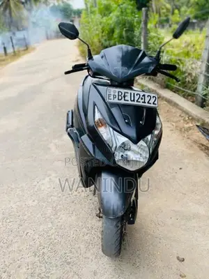 Honda DIO 2017 Motorbike (Used)