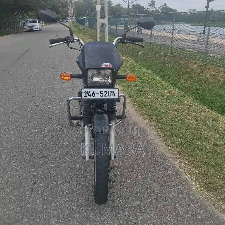 Hero-Honda Splendor 1997 Motorbike (Used)