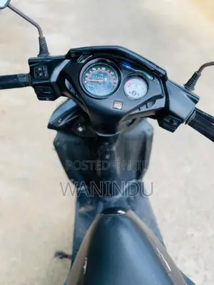 Honda DIO 2017 Motorbike (Used)