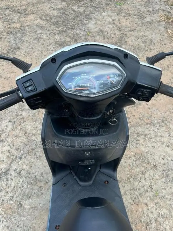 Hero Pleasure 2015 Motorbike (Used)