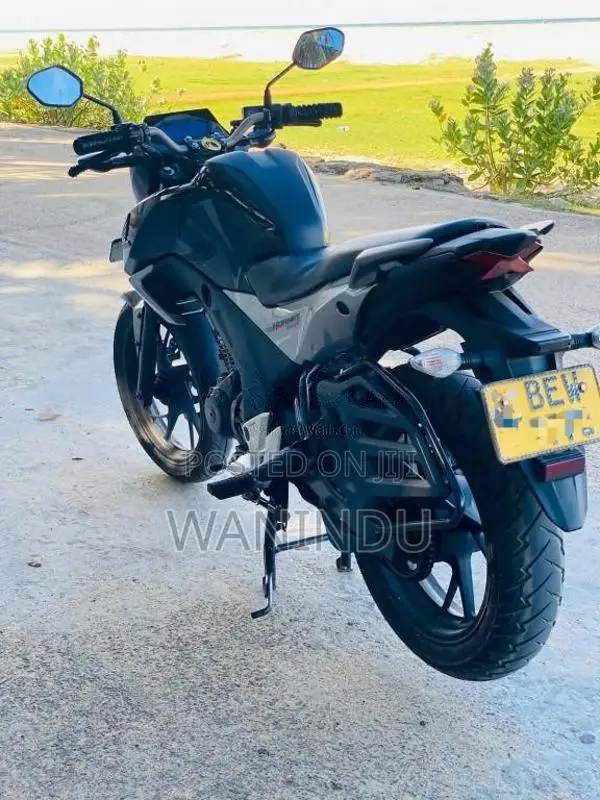 Honda HORNET 2016 Motorbike (Used)