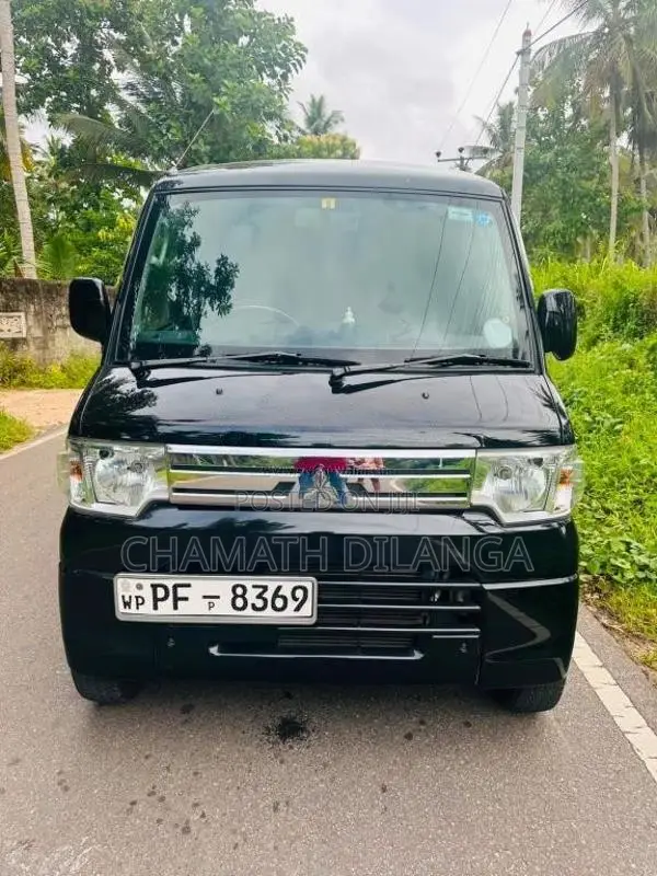 Mitsubishi MiniCab 2015 Van (Used)