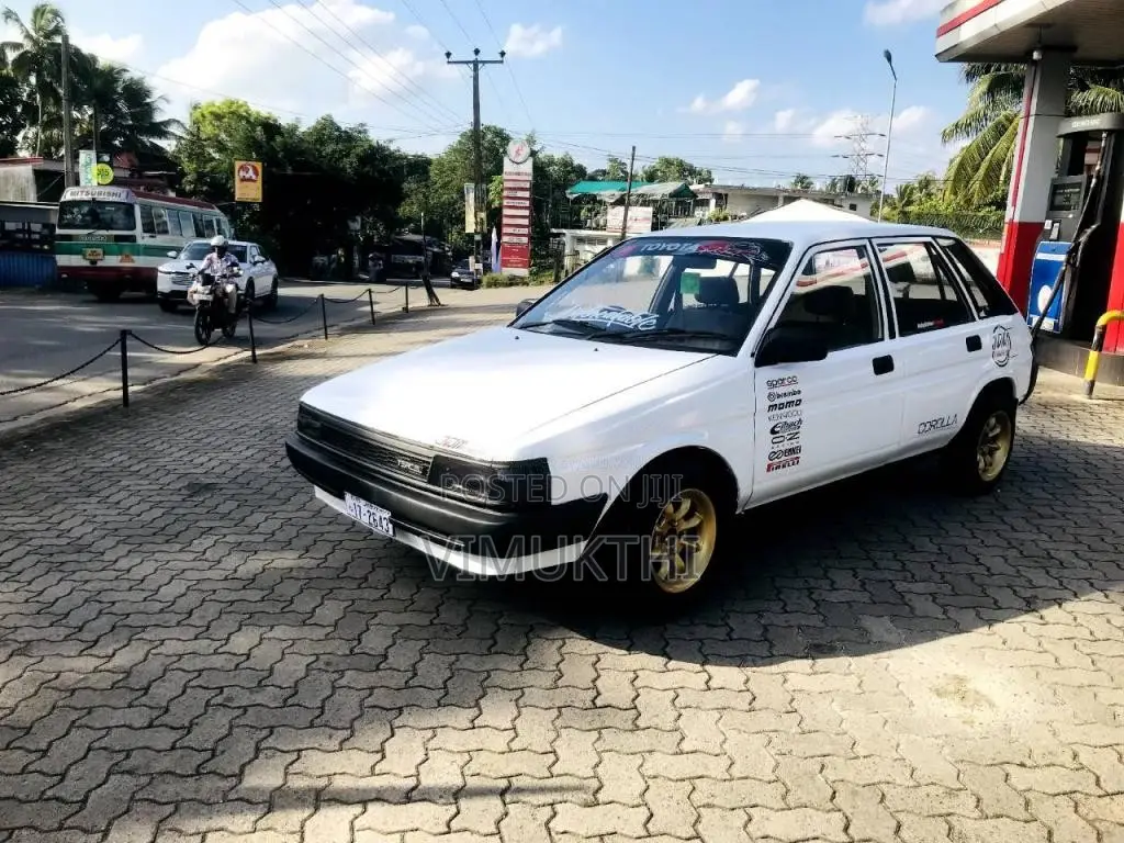 Toyota Corolla 2 1990 Car (Used)