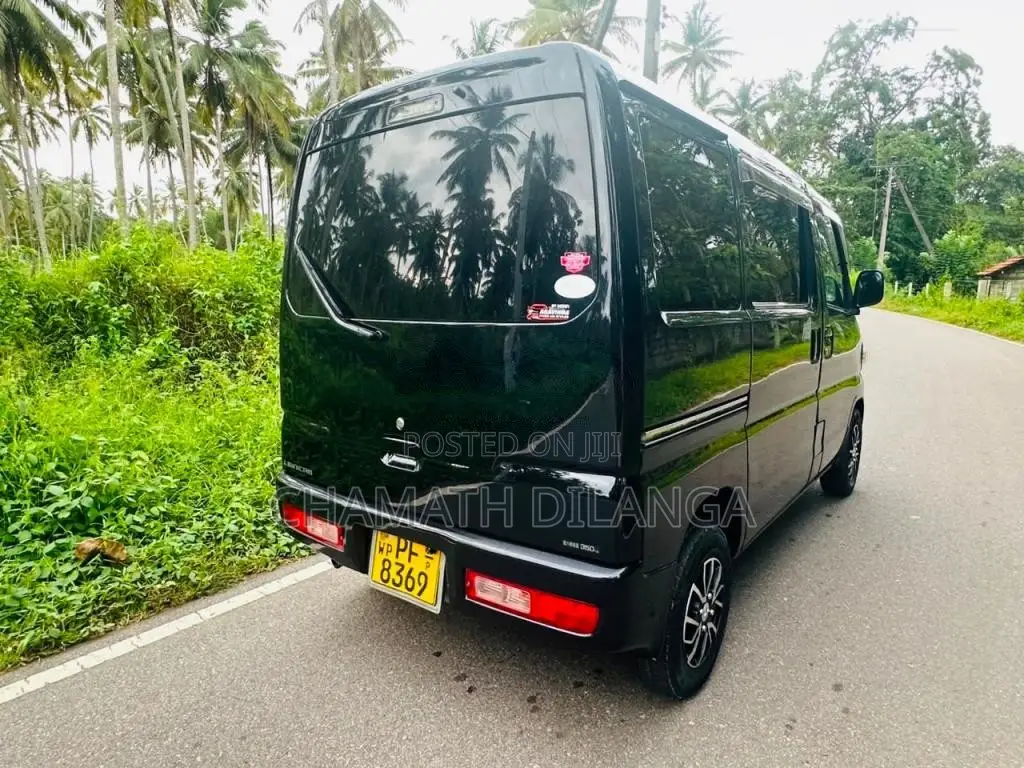 Mitsubishi MiniCab 2015 Van (Used)