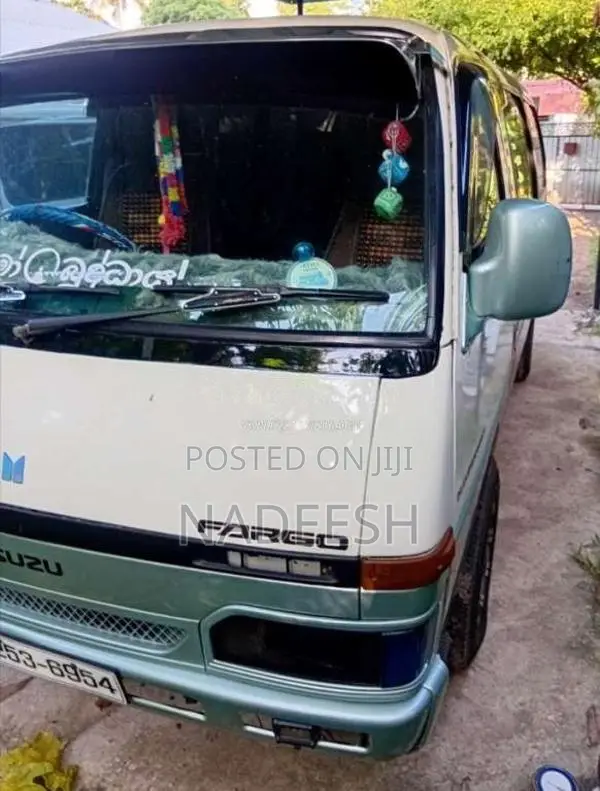 Isuzu Fargo 1994 Van (Used)