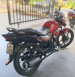 Hero-Honda Glamour 2011 Motorbike (Used)