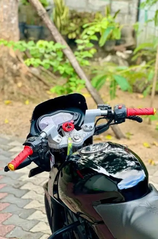 Bajaj Pulsar 180 2010 Motorbike (Used)