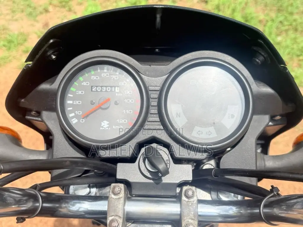 Bajaj CT-100 2014 Motorbike (Used)