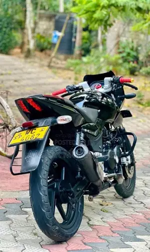Bajaj Pulsar 180 2010 Motorbike (Used)