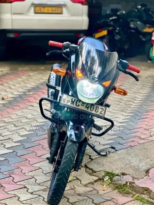 Bajaj Pulsar 180 2010 Motorbike (Used)