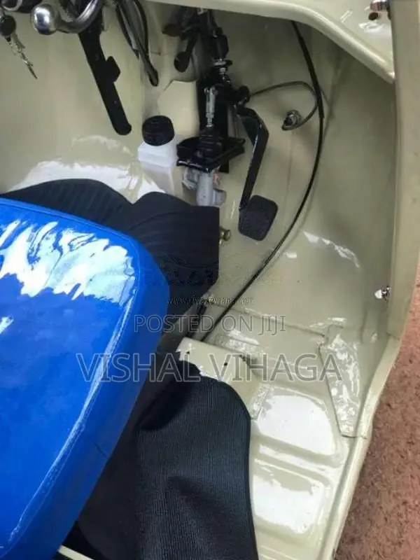 Bajaj 2 Stroke 2001 Three Wheel (Used)