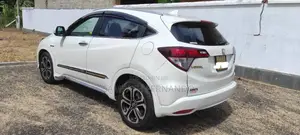 Honda Vezel 2014 SUV (Used)