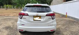 Honda Vezel 2014 Car (Used)