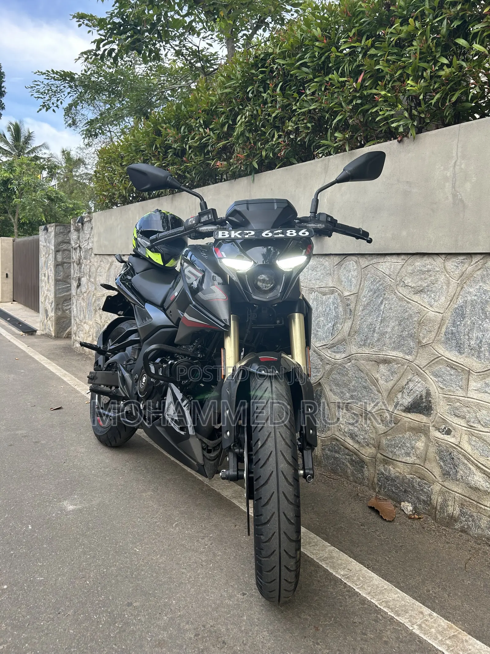 Bajaj Pulsar N160 2025 Black