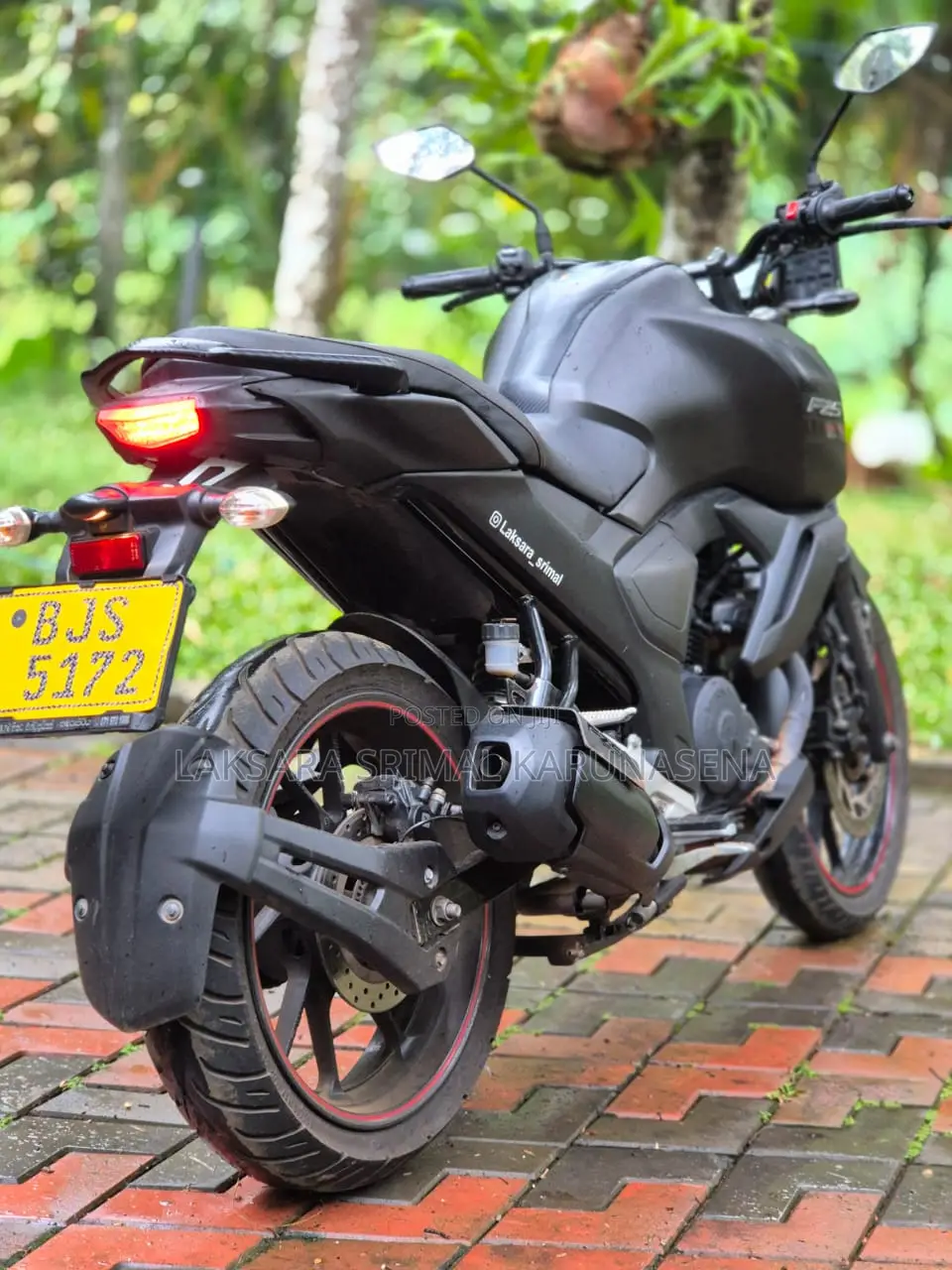New Yamaha FZS V4 2025 Black