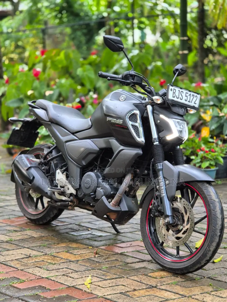 New Yamaha FZS V4 2025 Black