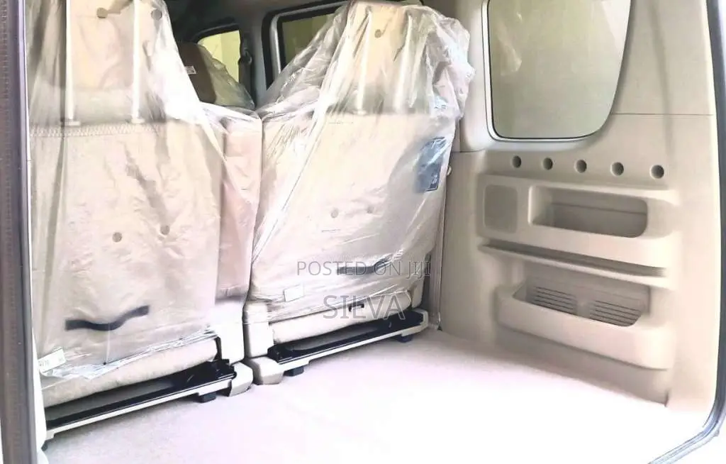 Suzuki EVERY WAGON PZ TURBO 2025 Van Brand New
