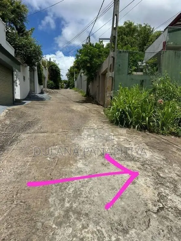 Prime 10 Perch Residential Land for Sale in Koswatta, Battaramulla