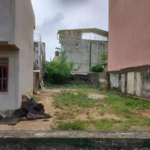Land for Sale in Navinna