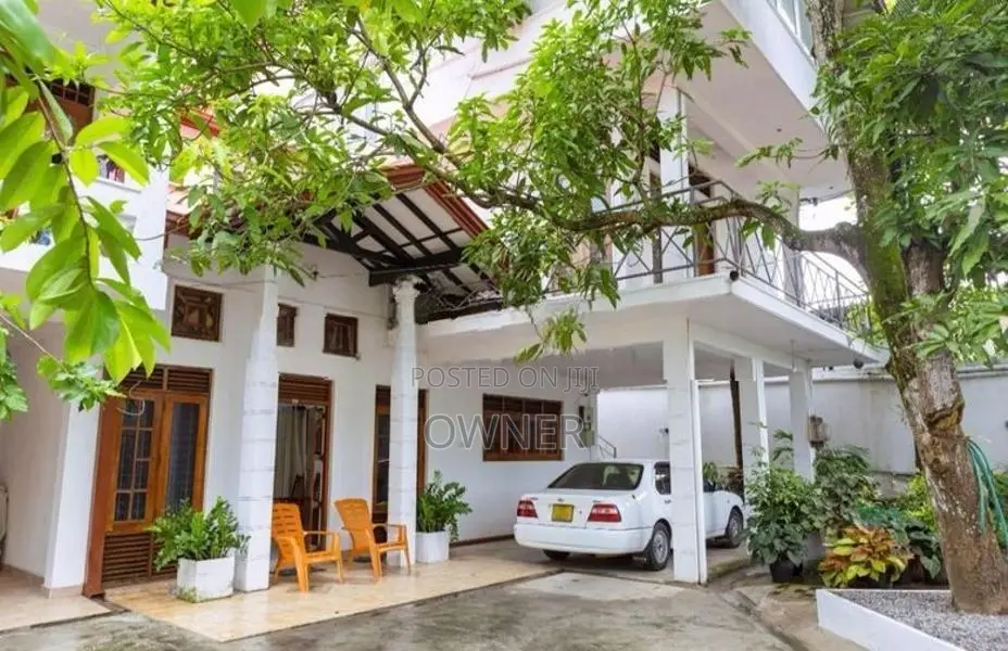 Bording Rooms Rent for Working Girls in Malabe