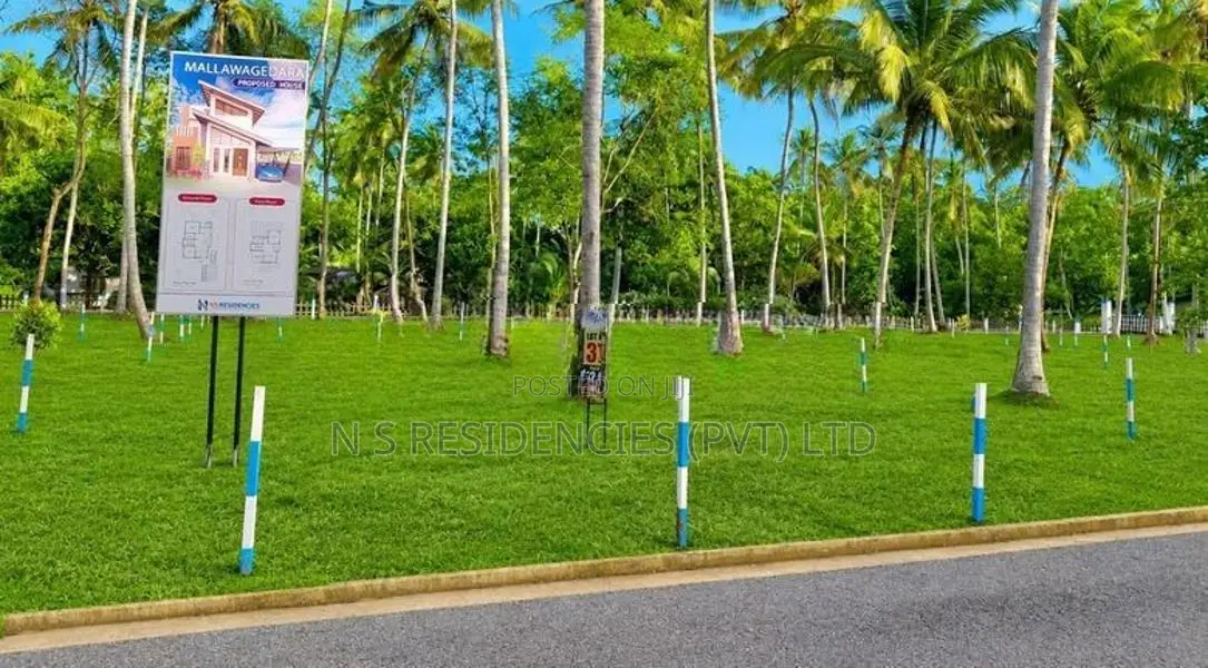 Mellawagedara Valuable Land Plots sale