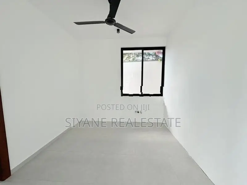Luxury New House for Sale in Battaramulla - Thalahena