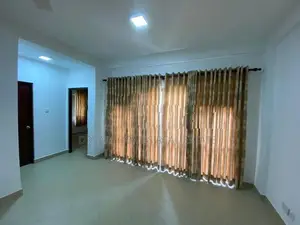 2 Bed Apartment with Pool Gym – Panagoda