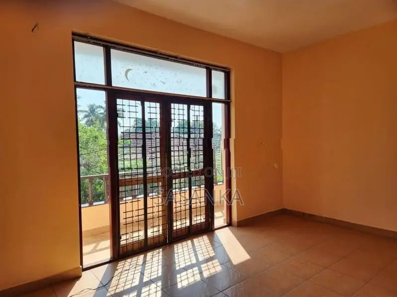 Ratmalana Modern Three Storey Luxury House for Sale