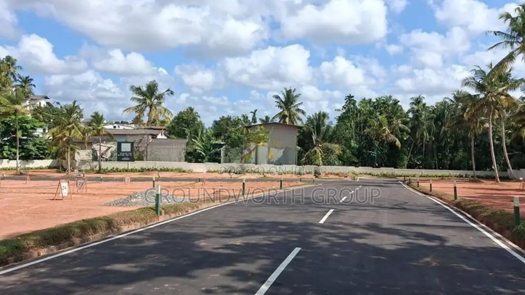 Land for Sale - Hokandara Thalawathugoda