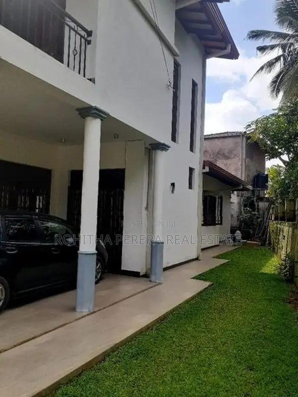 20P 4 BR Modern New House for Sale at Homagama