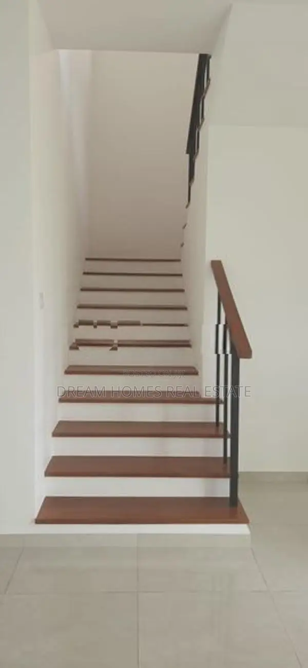 Brand New 3-Bedroom Villa for Sale – Canterbury Golf Villas