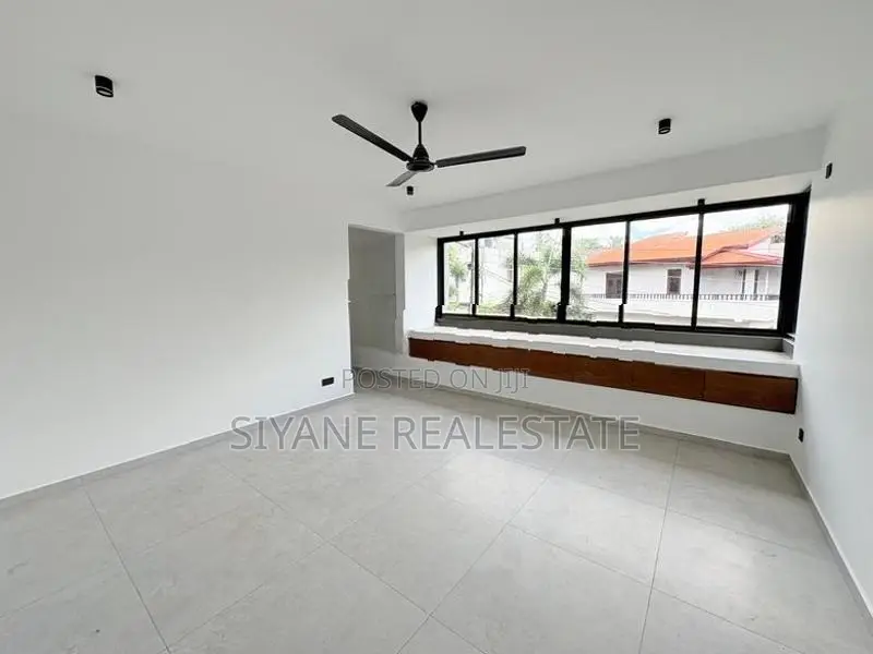 Luxury New House for Sale in Battaramulla - Thalahena