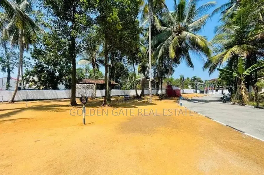 Mahabage Land for Sale