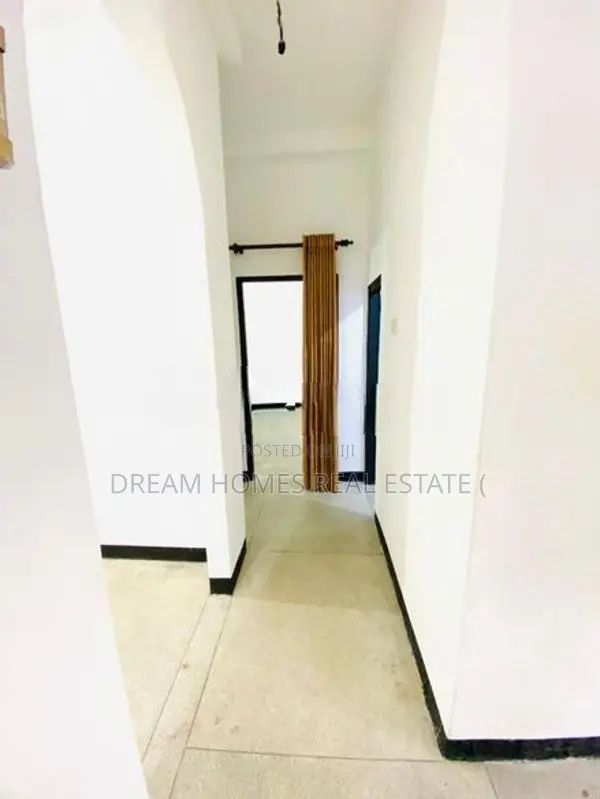 Well-Maintained 3-Bedroom House for Sale in Kaduwela