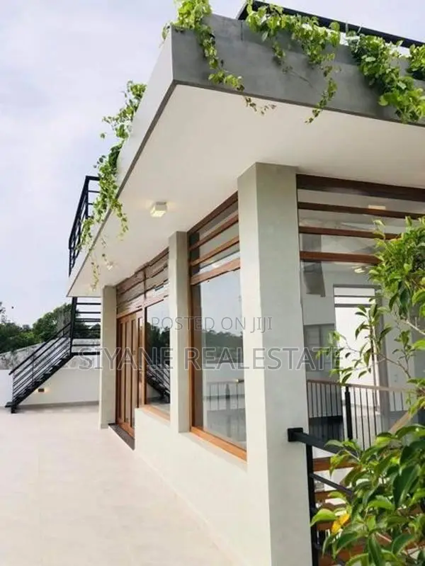 Brand New 3-Storey House for Sale – Pannipitiya Fully Furnished
