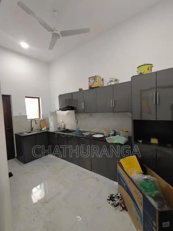 2 Story House Rent Kadawatha