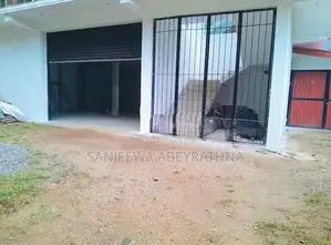 Commercial Building for Rent Pilimathalawa