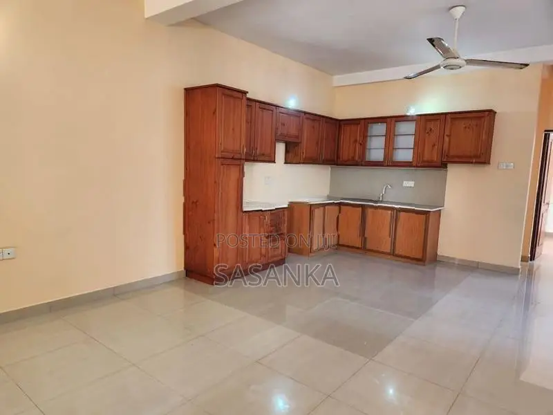 Ratmalana Modern Three Storey Luxury House for Sale