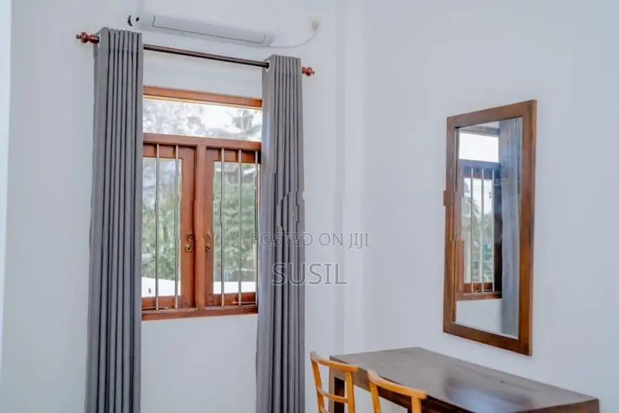 AC Rooms for Short Term Rent in Galle