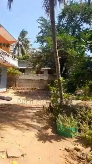 Land with House for Sale in Trincomalee