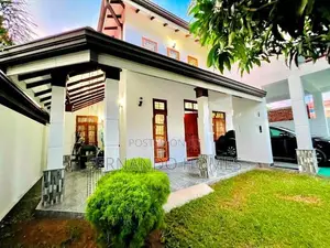 Good ර්.10ක ඉදිකල හොද තත්වයේ නව නිවස විකිණීමට මීගමුව