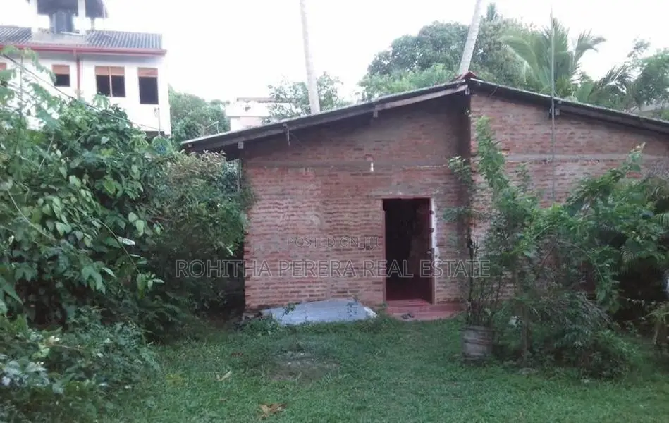 14.8 Perch Land for Sale Maharagama