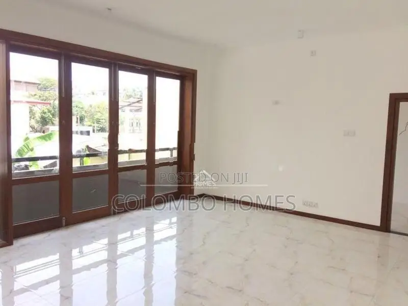 2 Unit House for Rent - Waidya Road